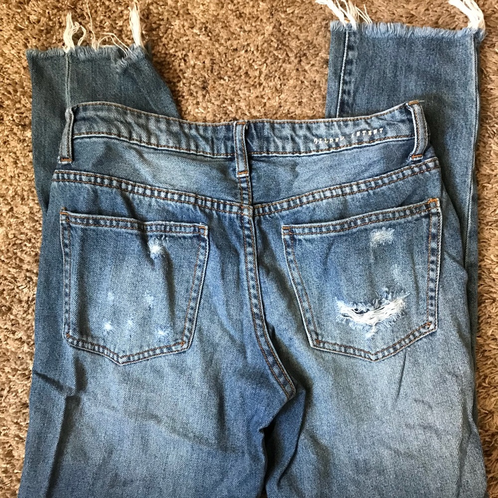 Cropped, boyfriend fit, gilded intent jeans